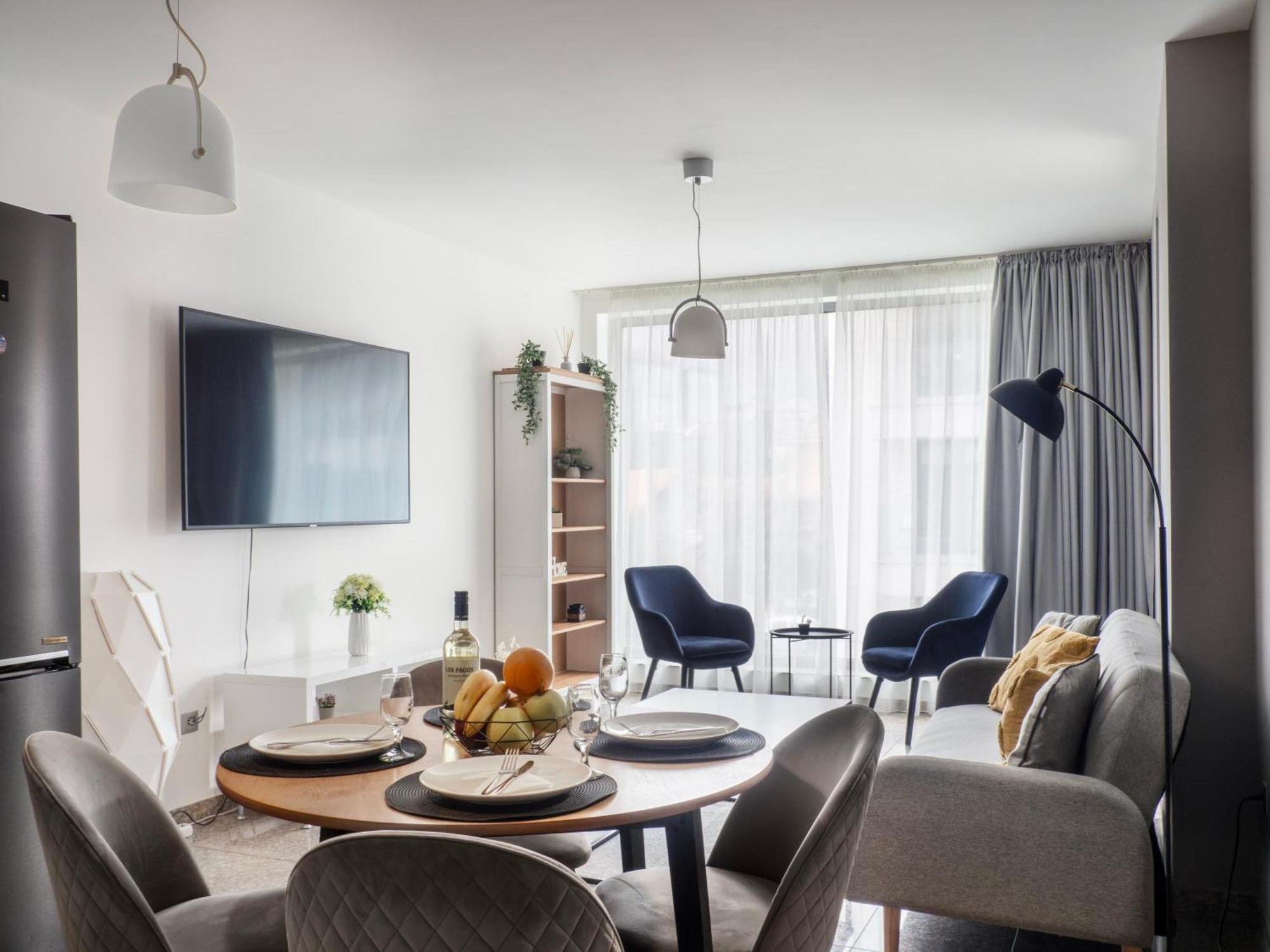 Julie'S Sunny Cozy Apartment With Balcony София Екстериор снимка